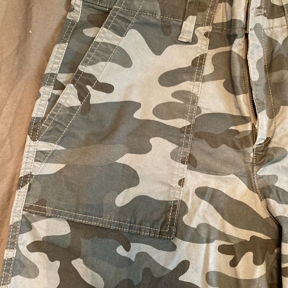 Womens Gap Shorts - NWT - Picture 6 of 7